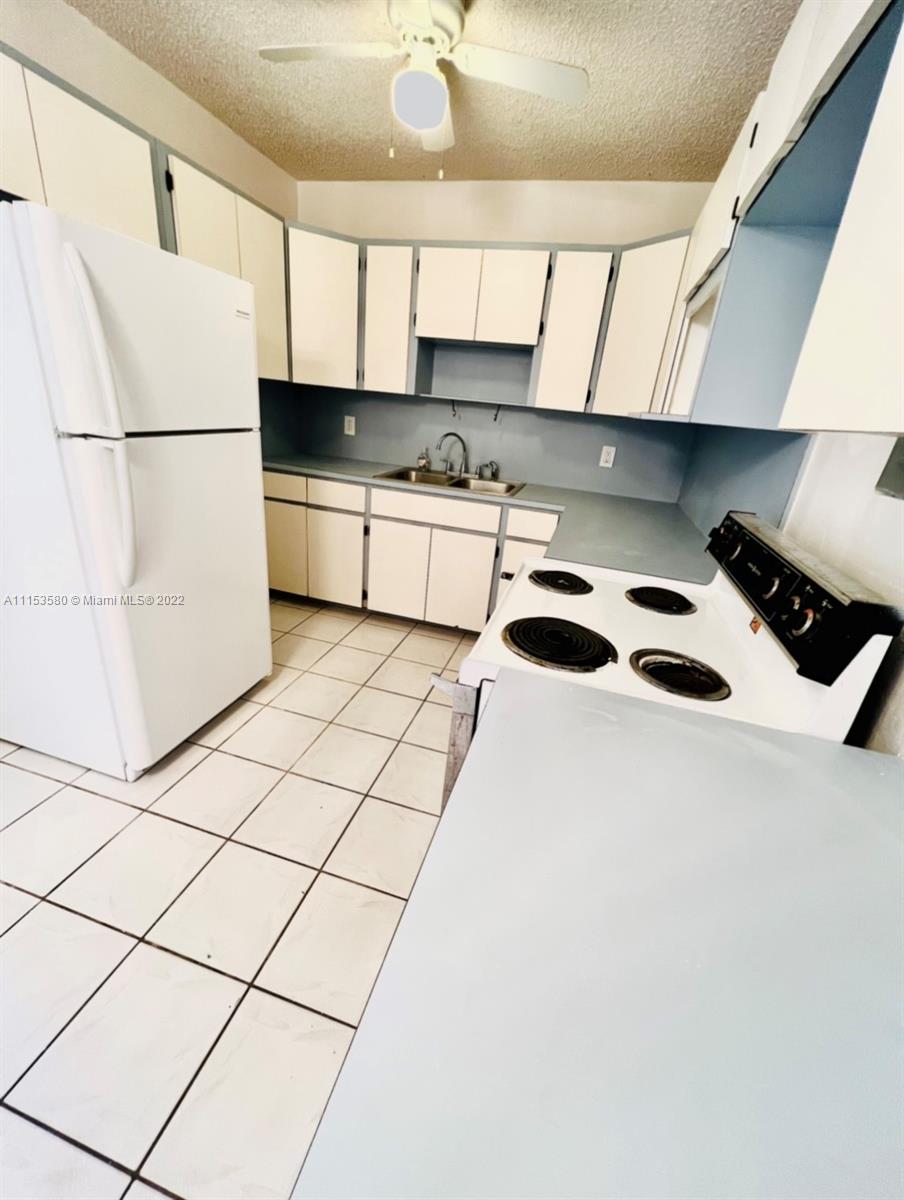 14800 SW 104th Ave