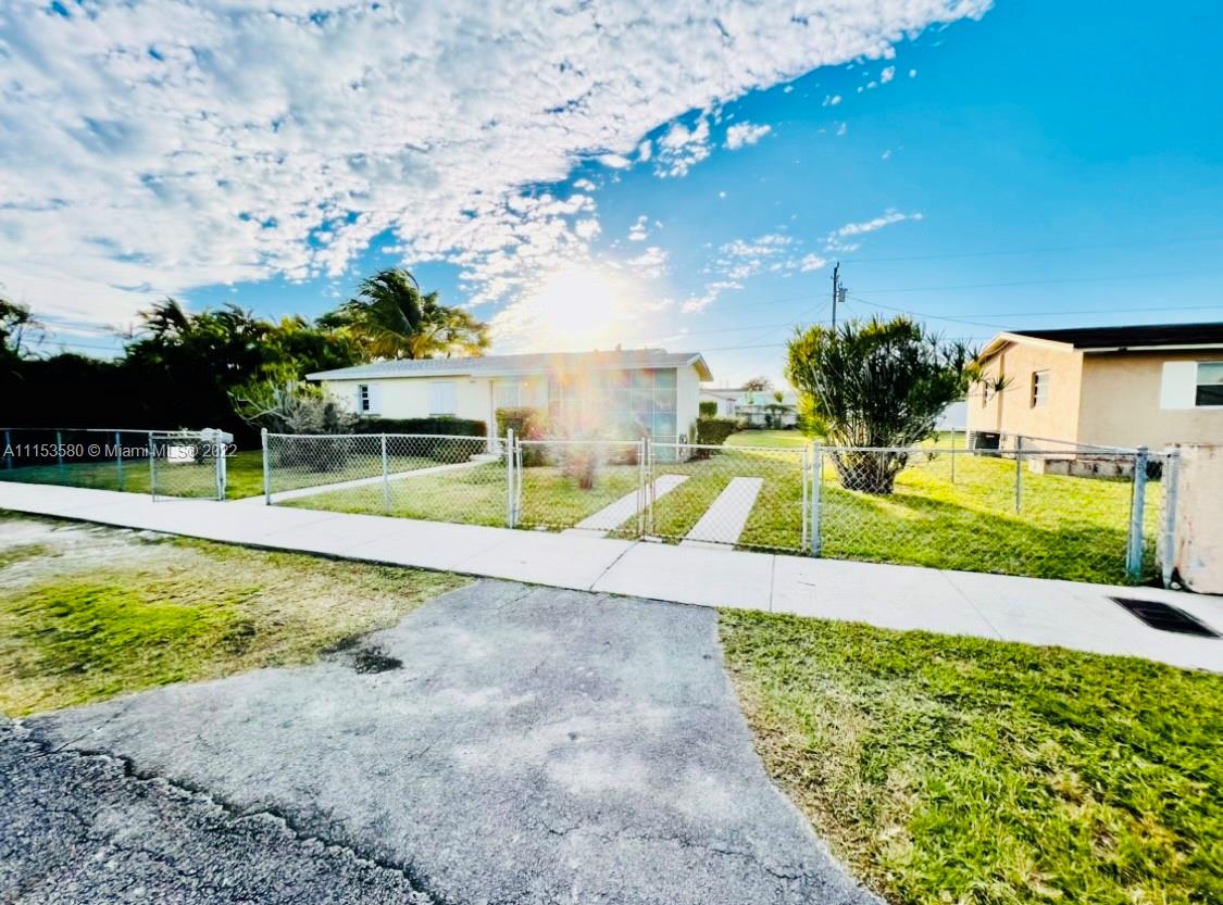 14800 SW 104th Ave