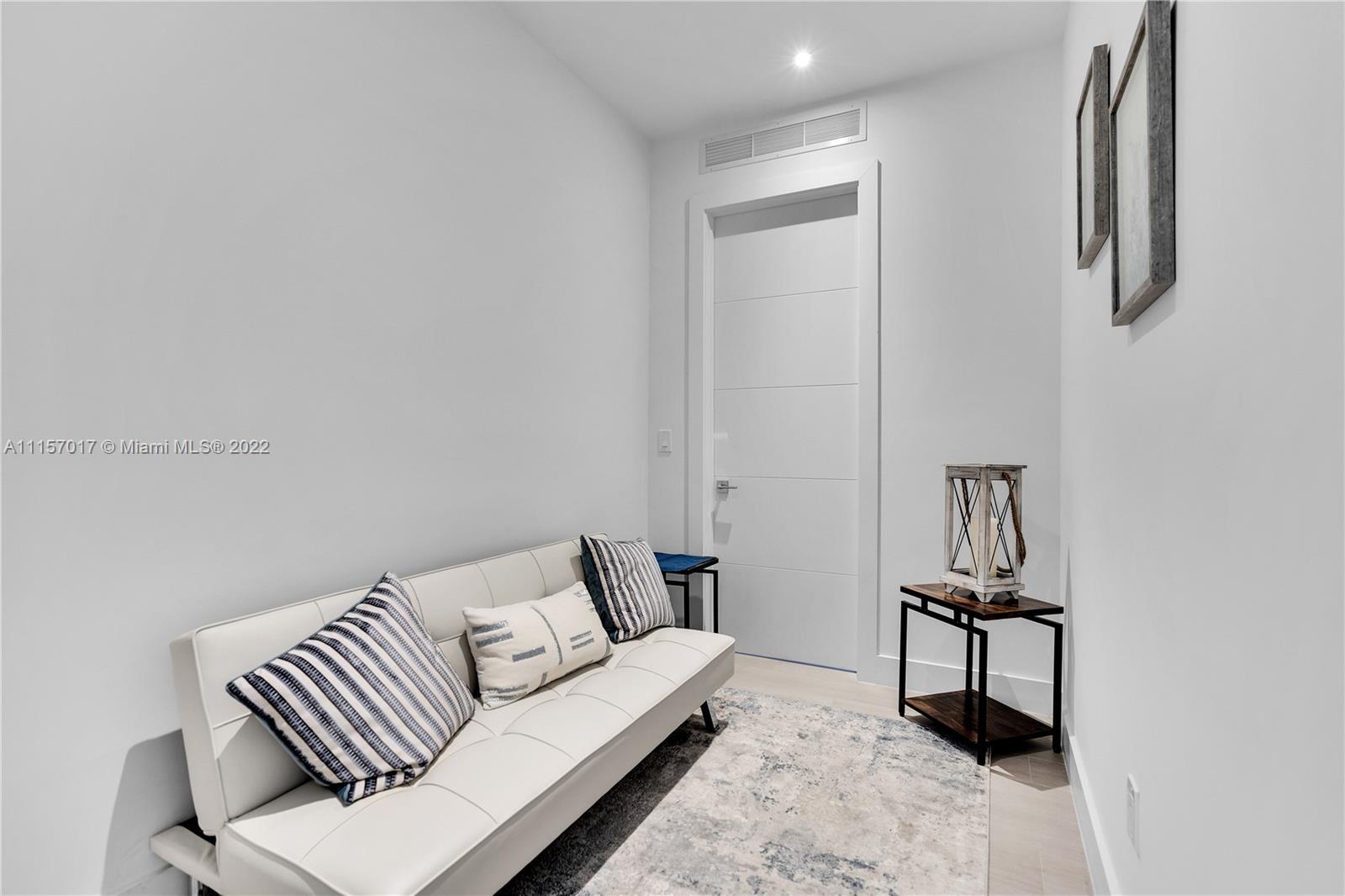 3330 SW 28 Ter Unit: 3330