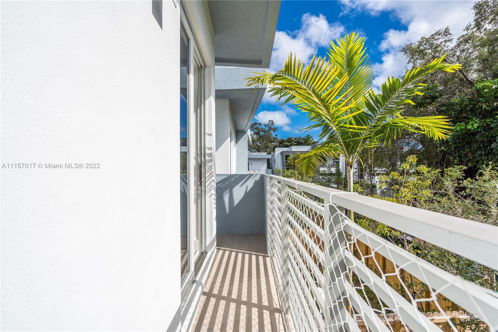 3330 SW 28 Ter Unit: 3330