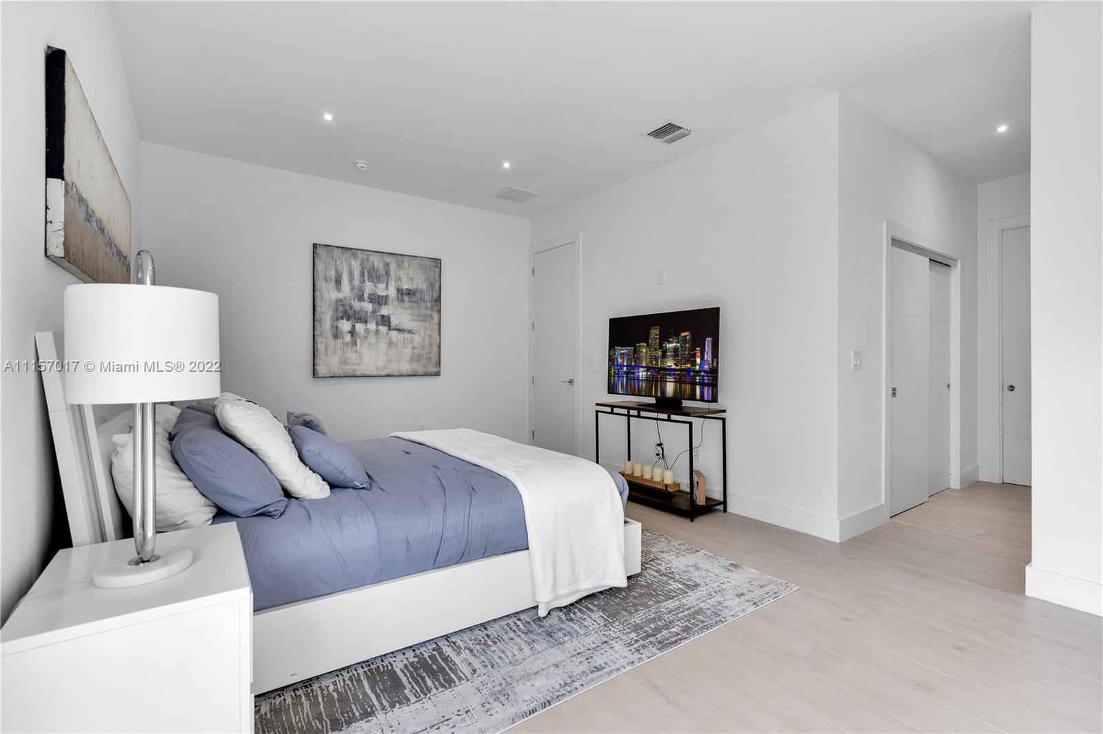 3330 SW 28 Ter Unit: 3330