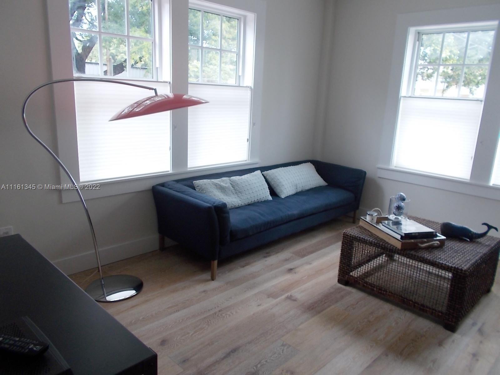 536 14th St Unit: 106