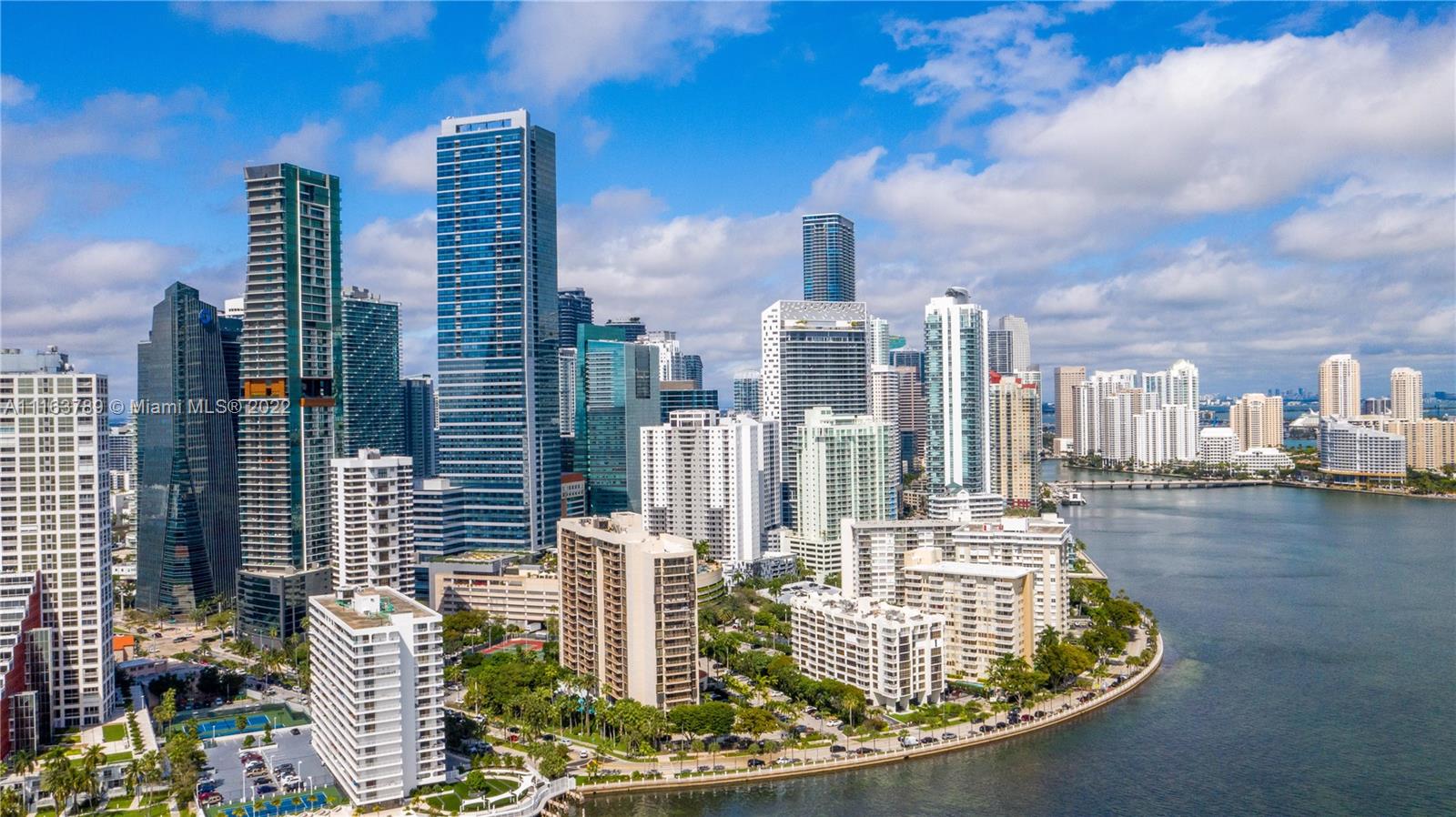 1450 Brickell Bay Dr Unit: 611