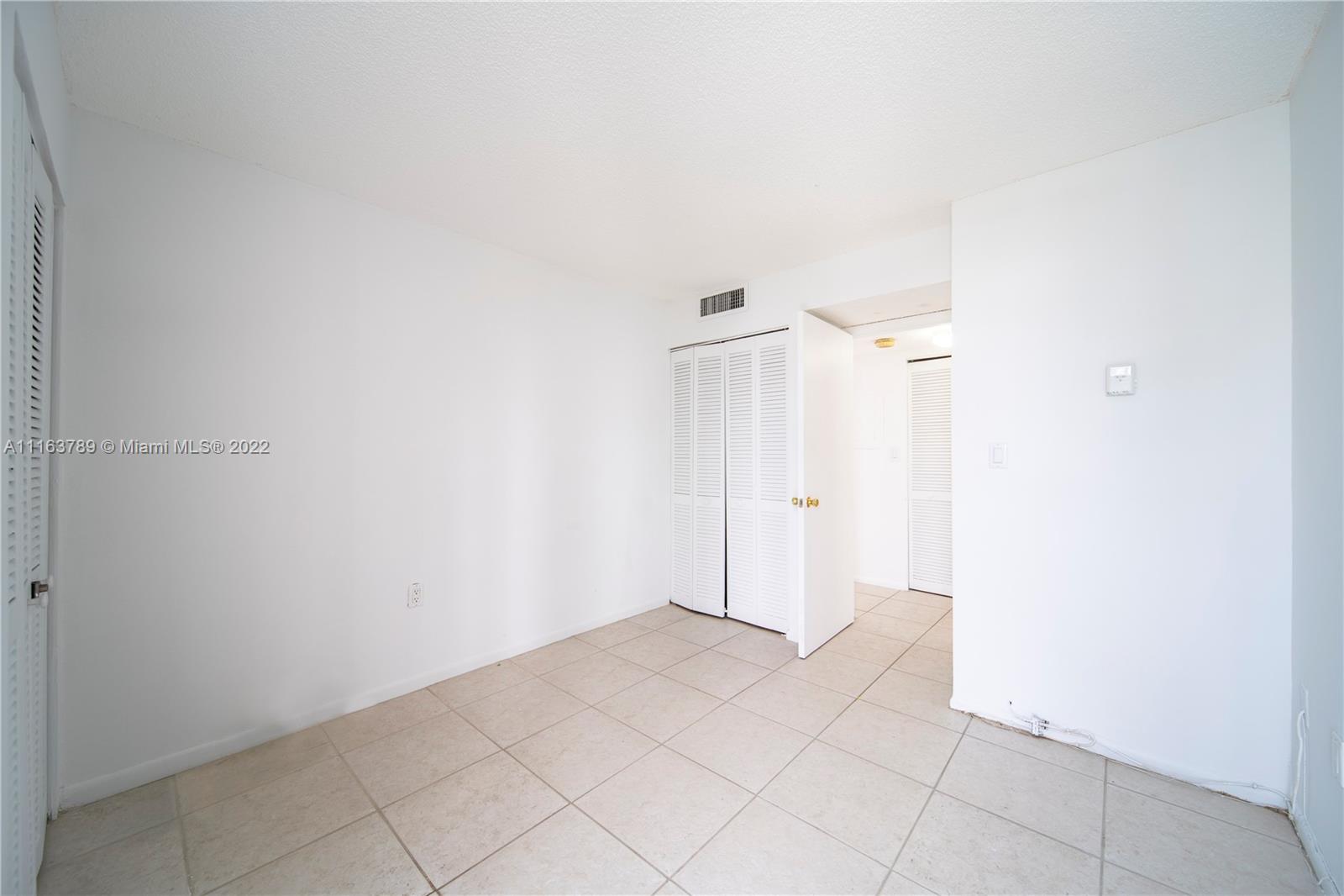 1450 Brickell Bay Dr Unit: 611