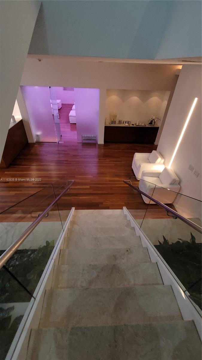 1040 Biscayne Blvd Unit: 2207