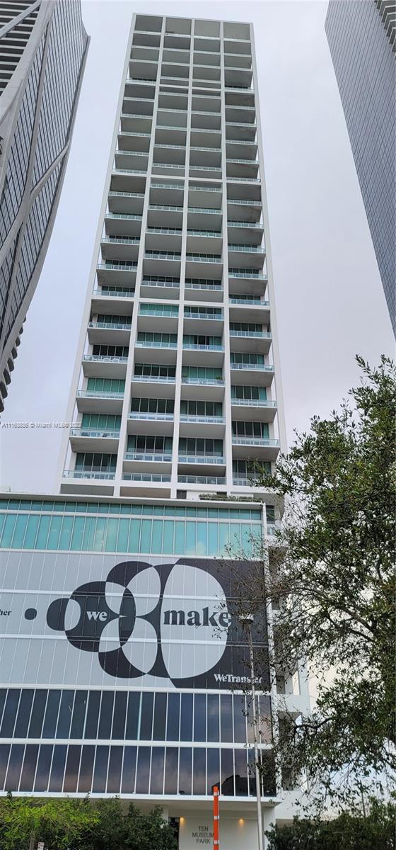1040 Biscayne Blvd Unit: 2207
