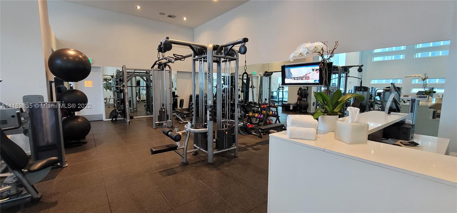 1040 Biscayne Blvd Unit: 2207