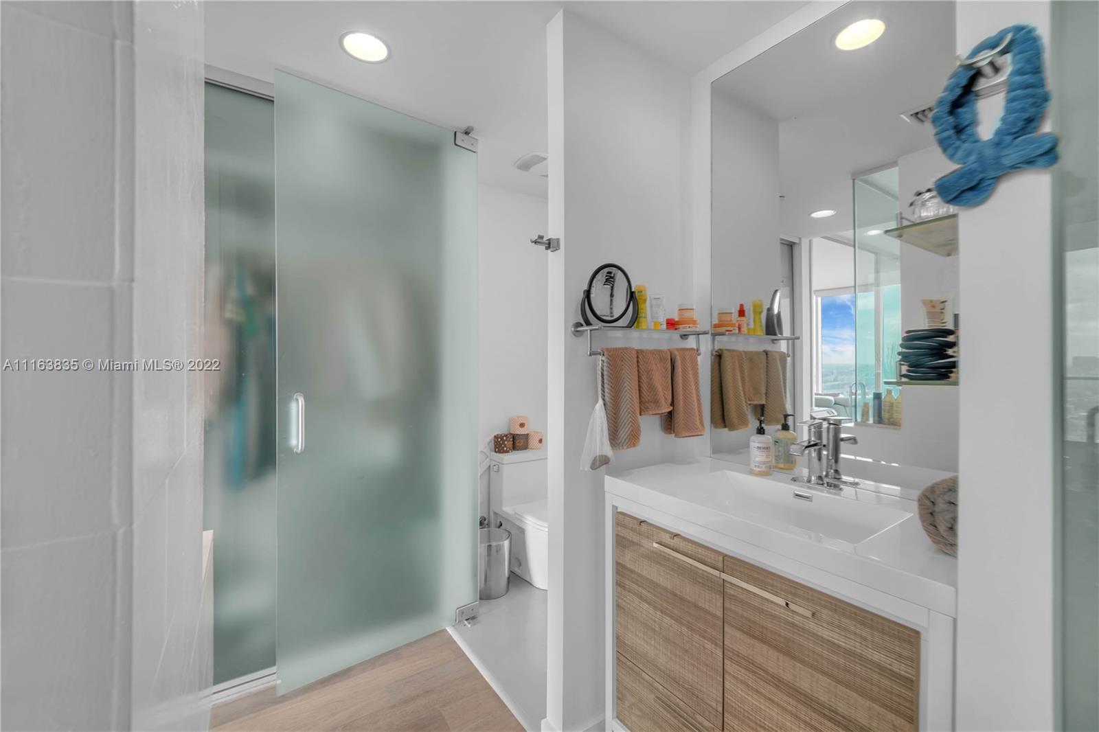 1040 Biscayne Blvd Unit: 2207