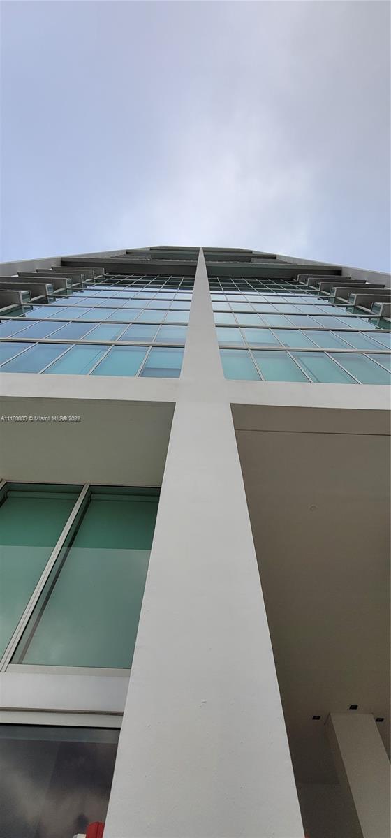1040 Biscayne Blvd Unit: 2207