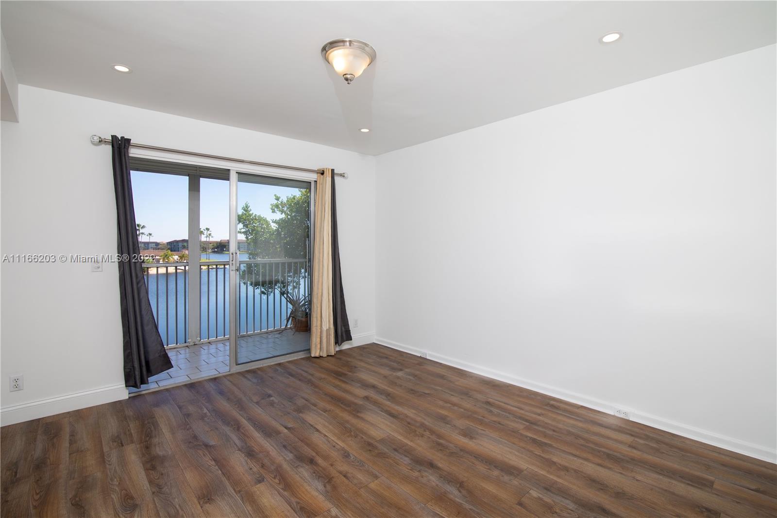 1301 SW 134th Way Unit: 306B