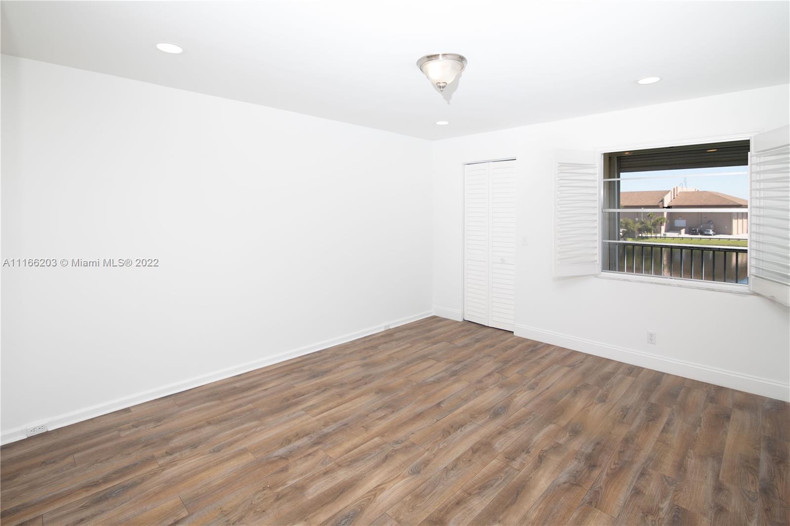1301 SW 134th Way Unit: 306B