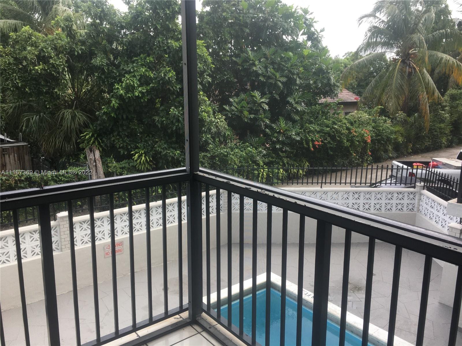 13455 NE 10th Ave Unit: 206