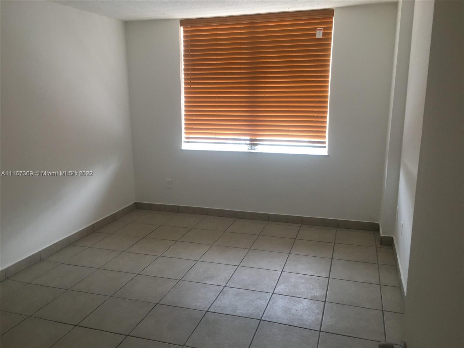 13455 NE 10th Ave Unit: 206