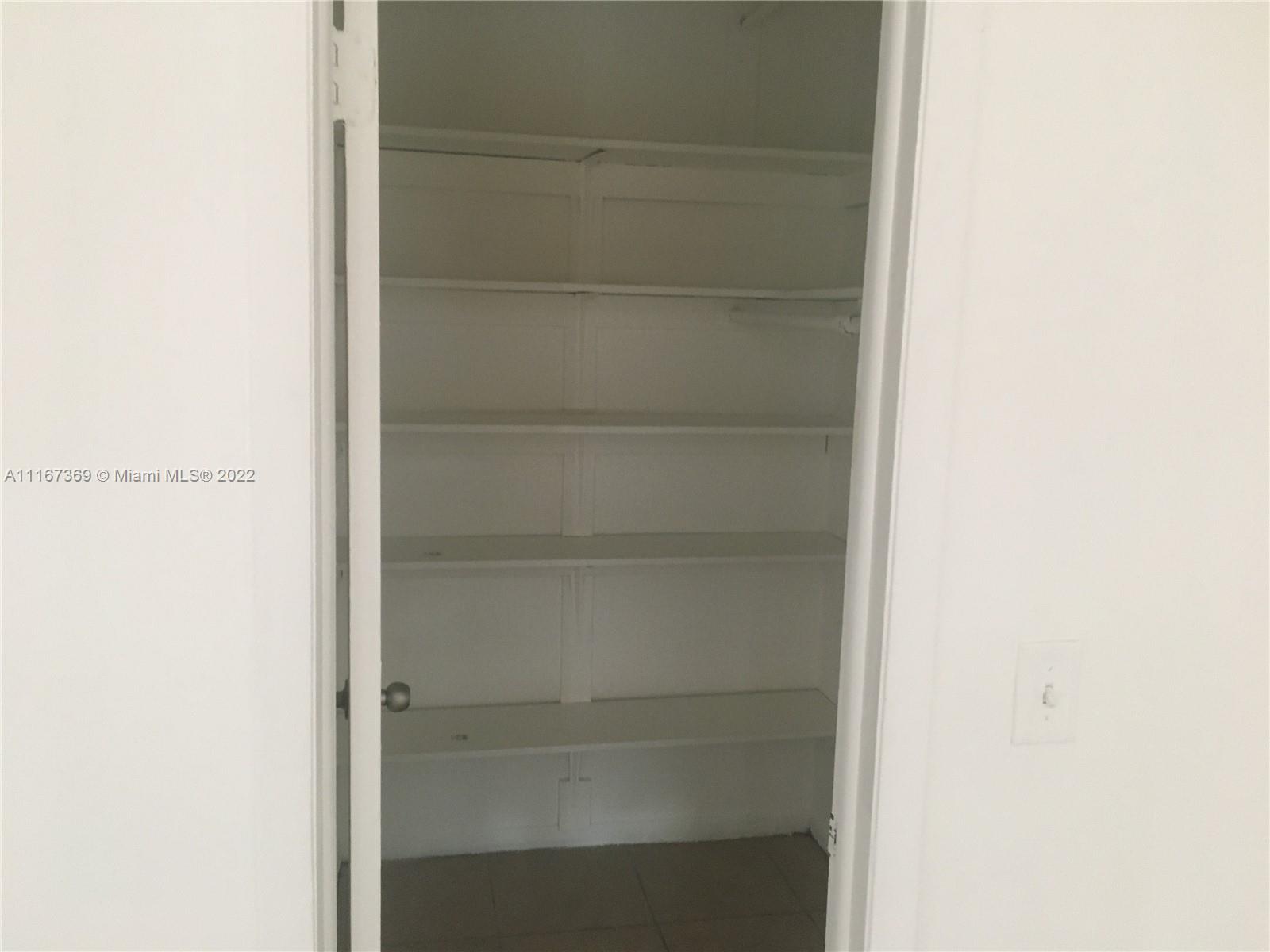 13455 NE 10th Ave Unit: 206