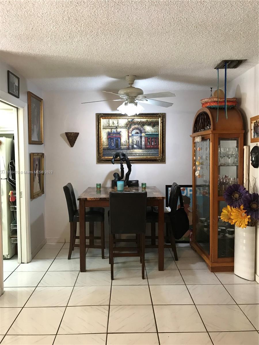 1818 Rodman St Unit: 2J