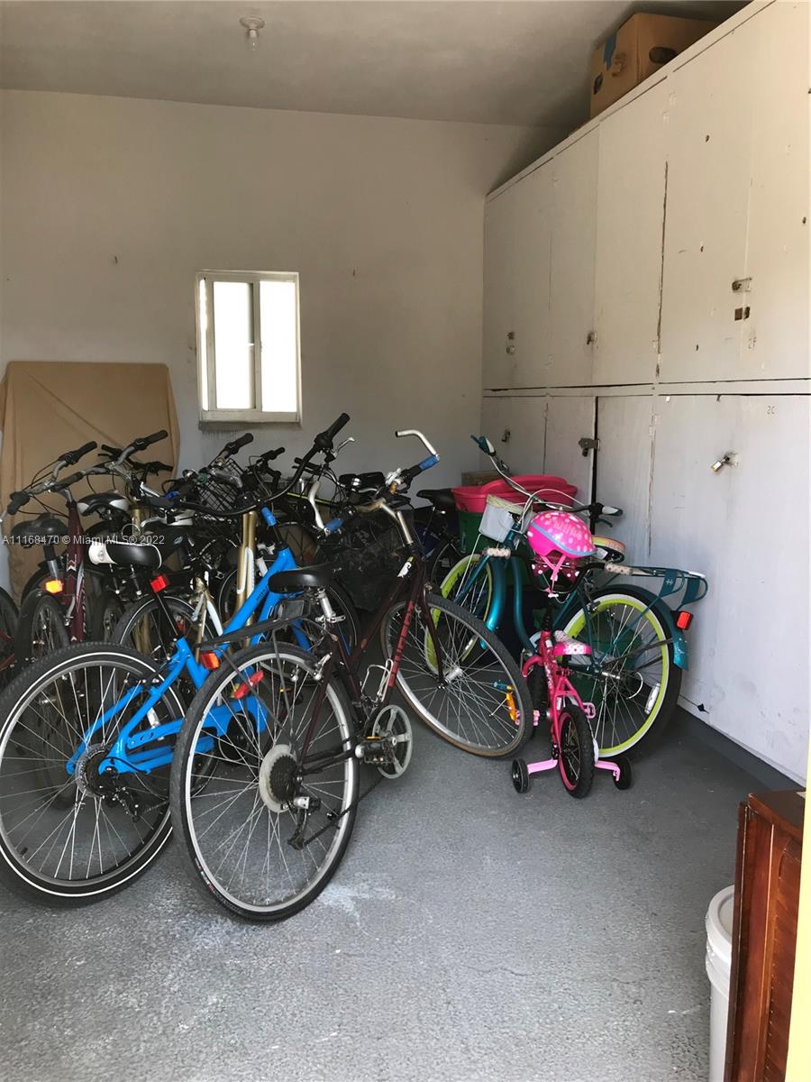 1818 Rodman St Unit: 2J
