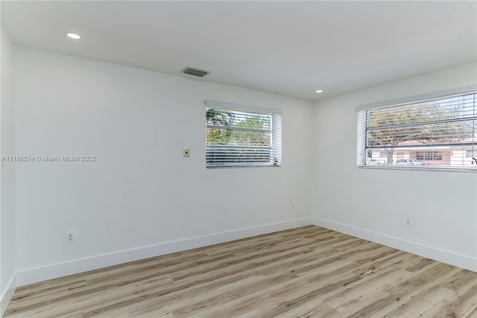 420 NW 124th St
