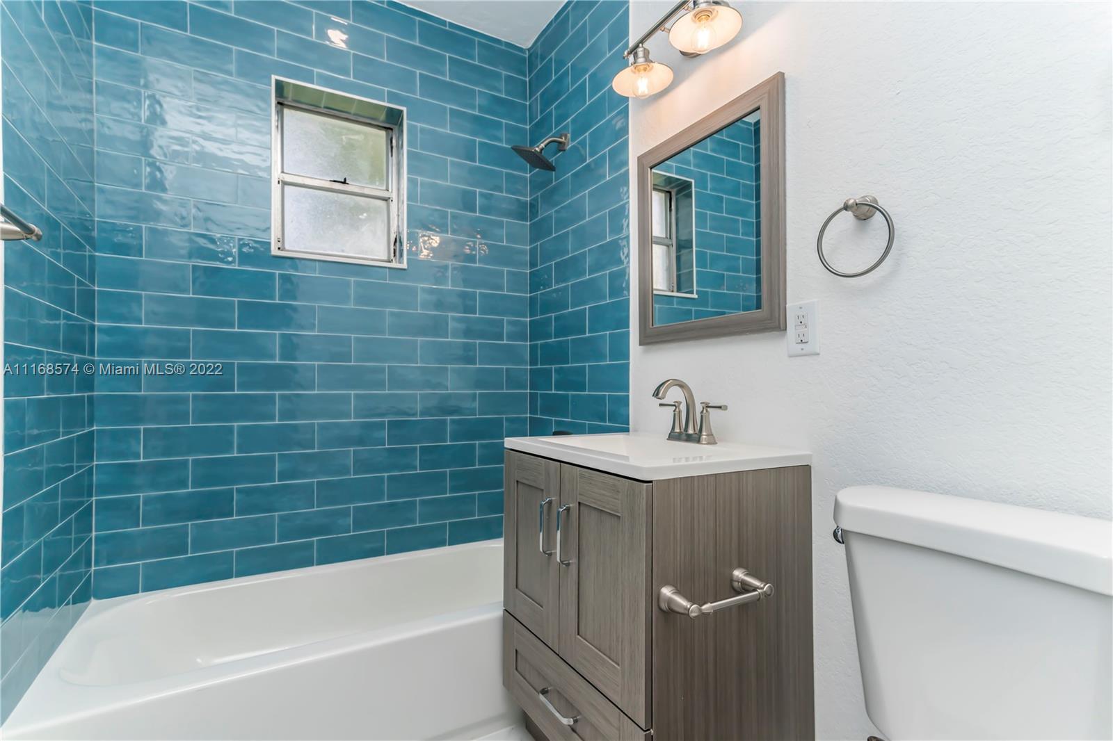 420 NW 124th St