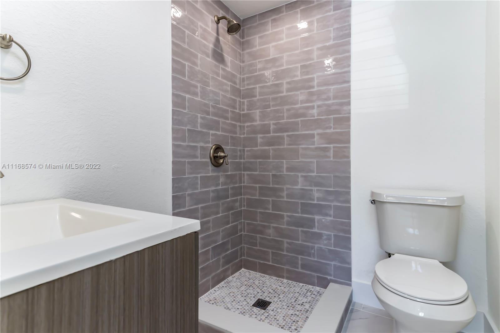 420 NW 124th St