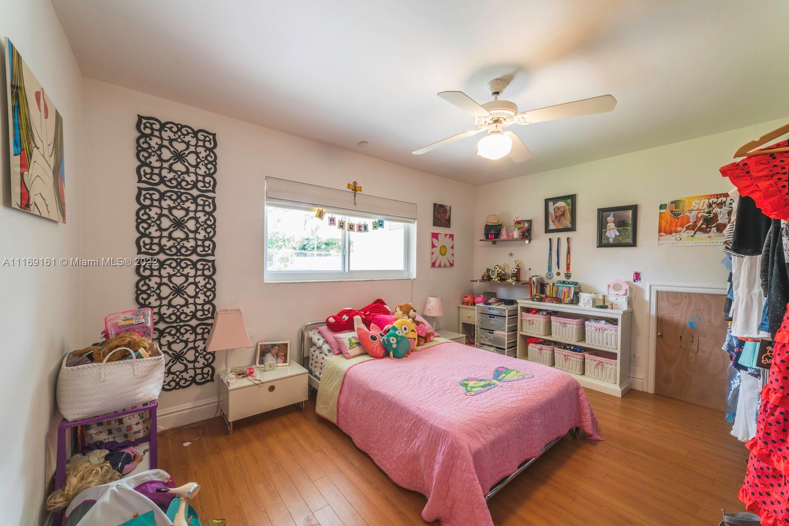 9858 SW 94th Ter