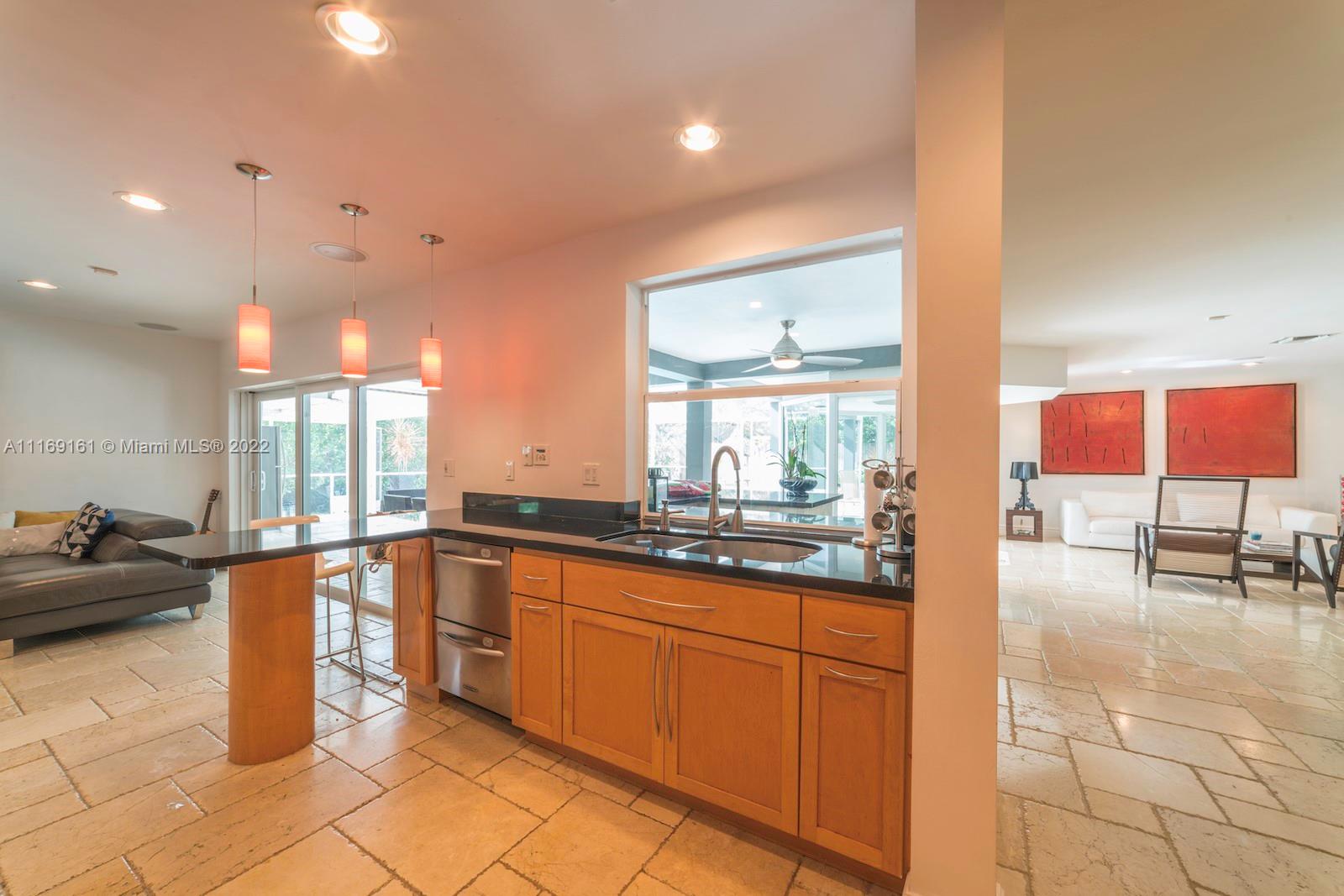9858 SW 94th Ter