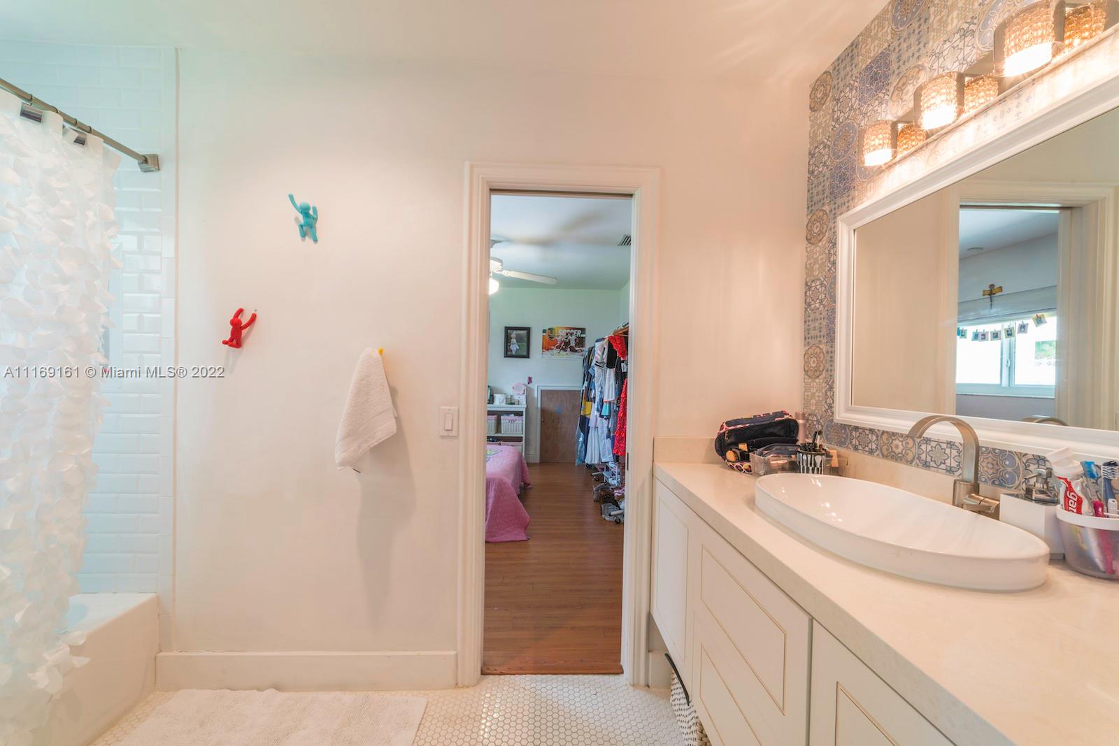 9858 SW 94th Ter