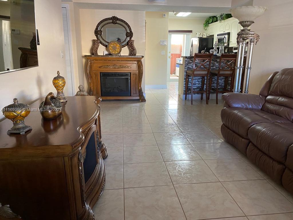 7401 W 22nd Ave Unit: 106