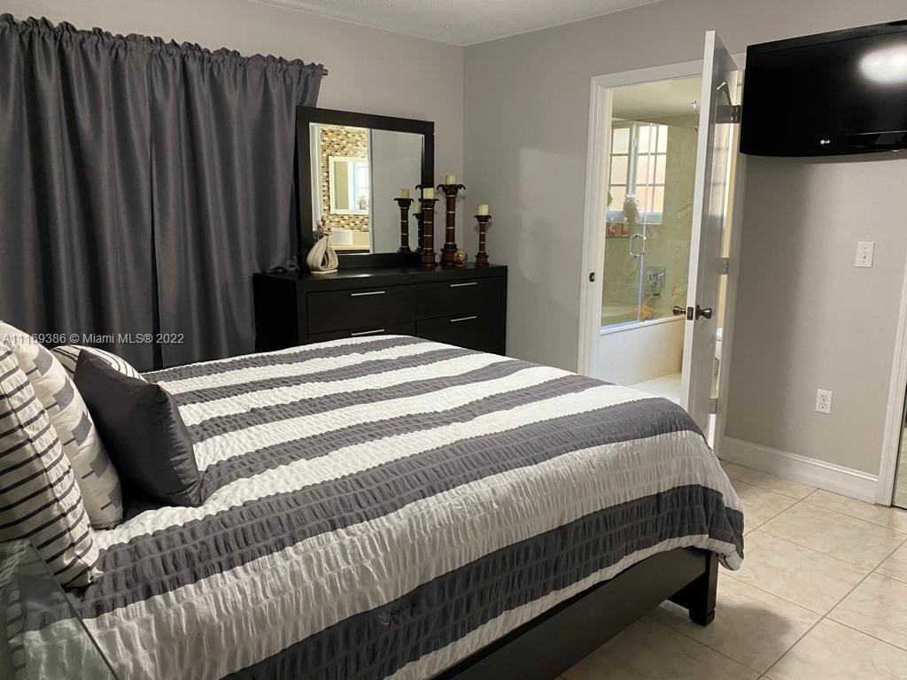 7401 W 22nd Ave Unit: 106