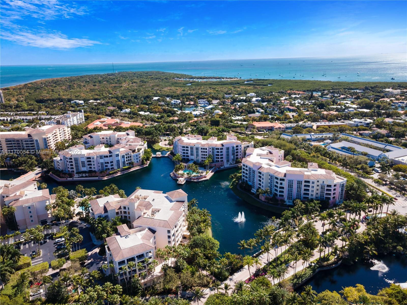 733 Crandon Blvd Unit: PH6