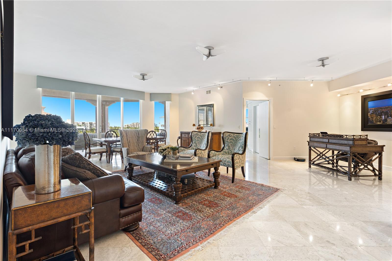 733 Crandon Blvd Unit: PH6