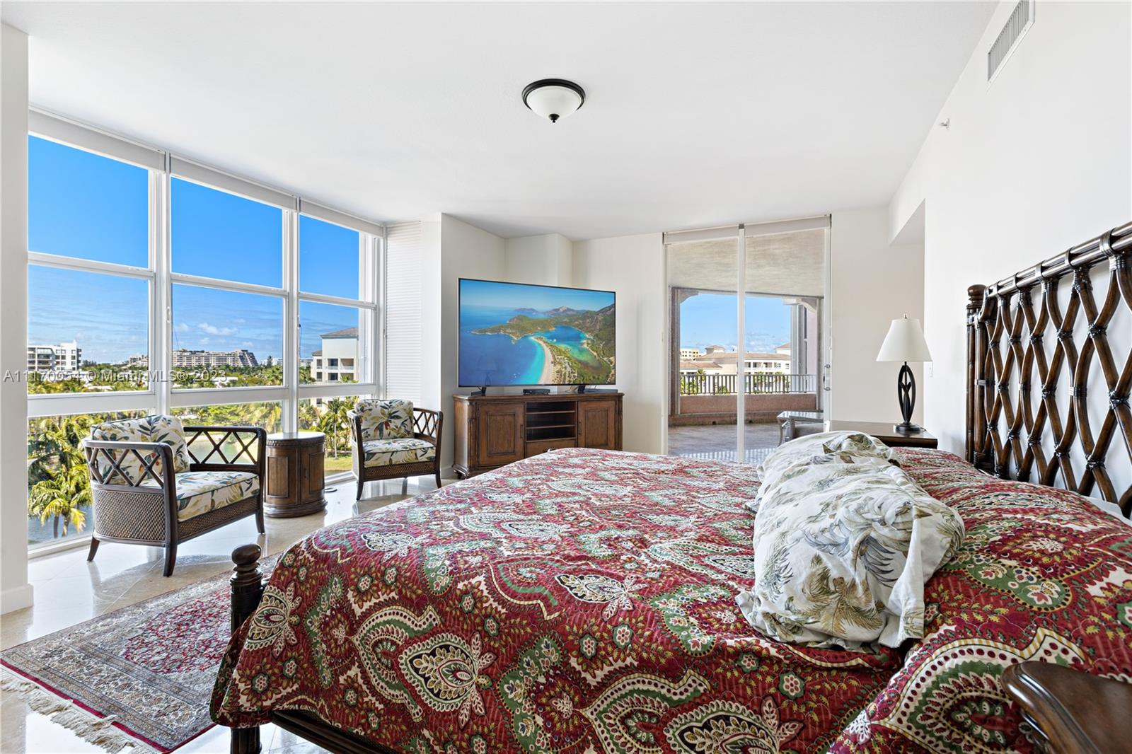 733 Crandon Blvd Unit: PH6