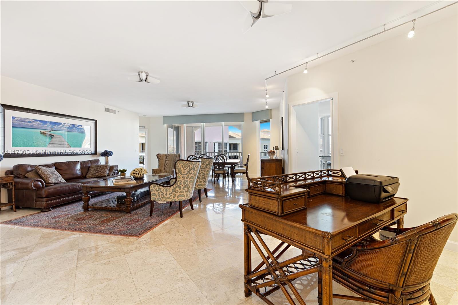 733 Crandon Blvd Unit: PH6