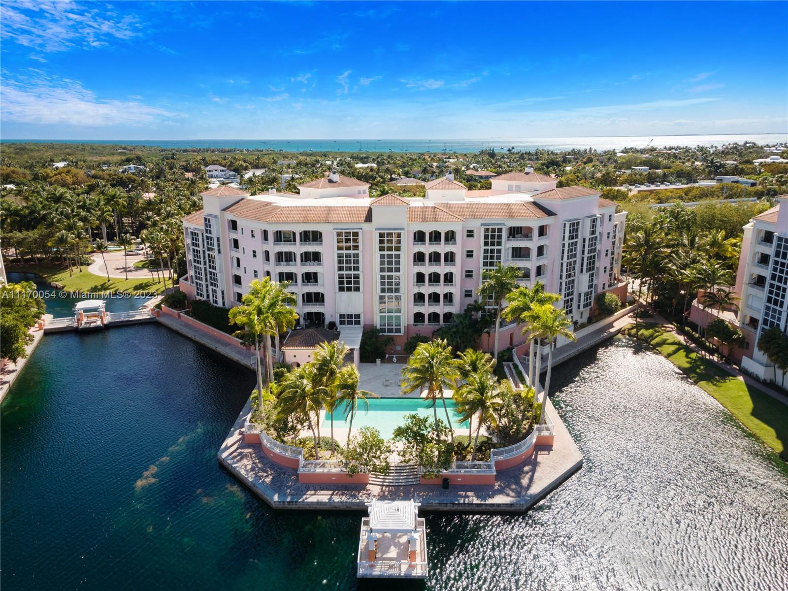 733 Crandon Blvd Unit: PH6
