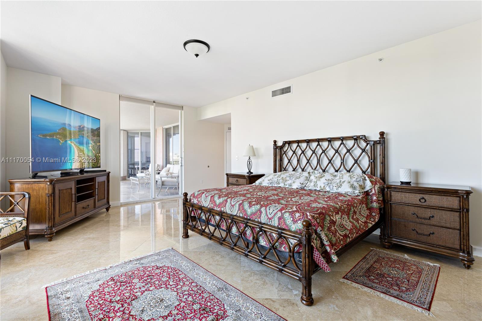 733 Crandon Blvd Unit: PH6