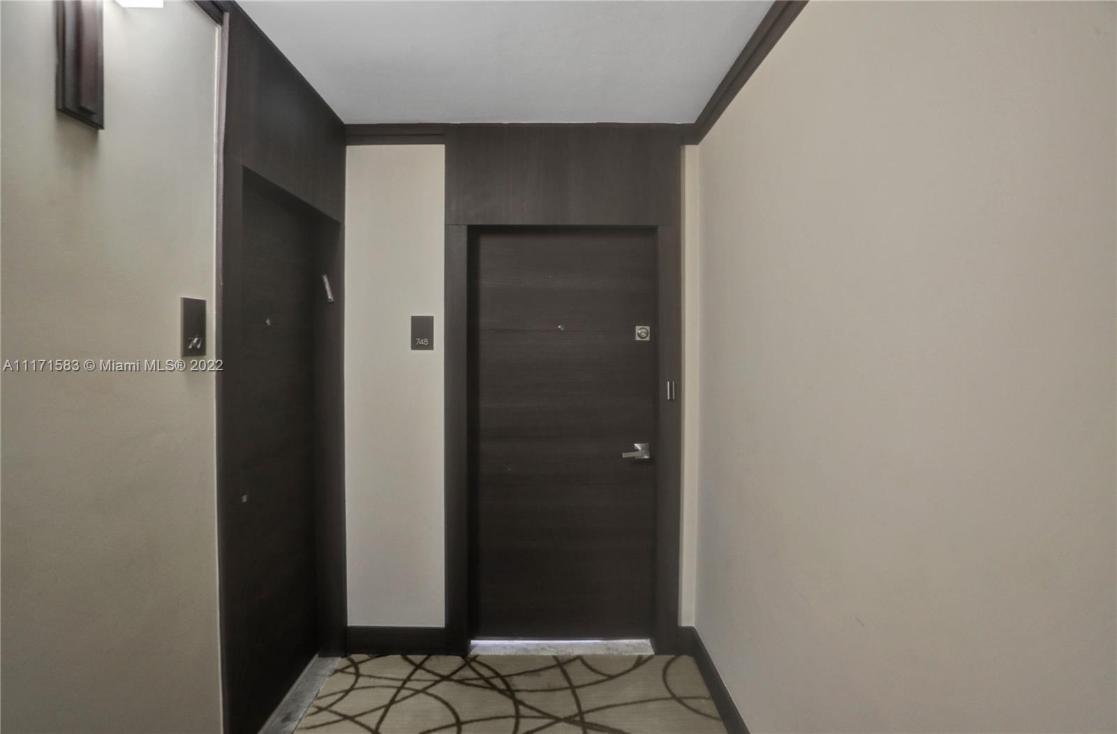 20515 E Country Club Dr Unit: 748