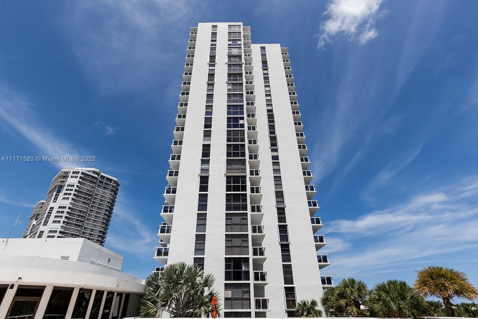 20515 E Country Club Dr Unit: 748