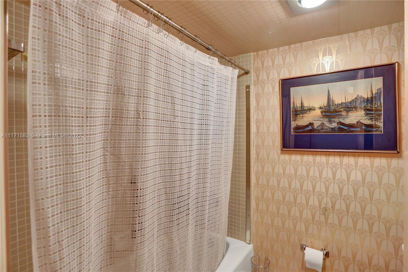 20515 E Country Club Dr Unit: 748