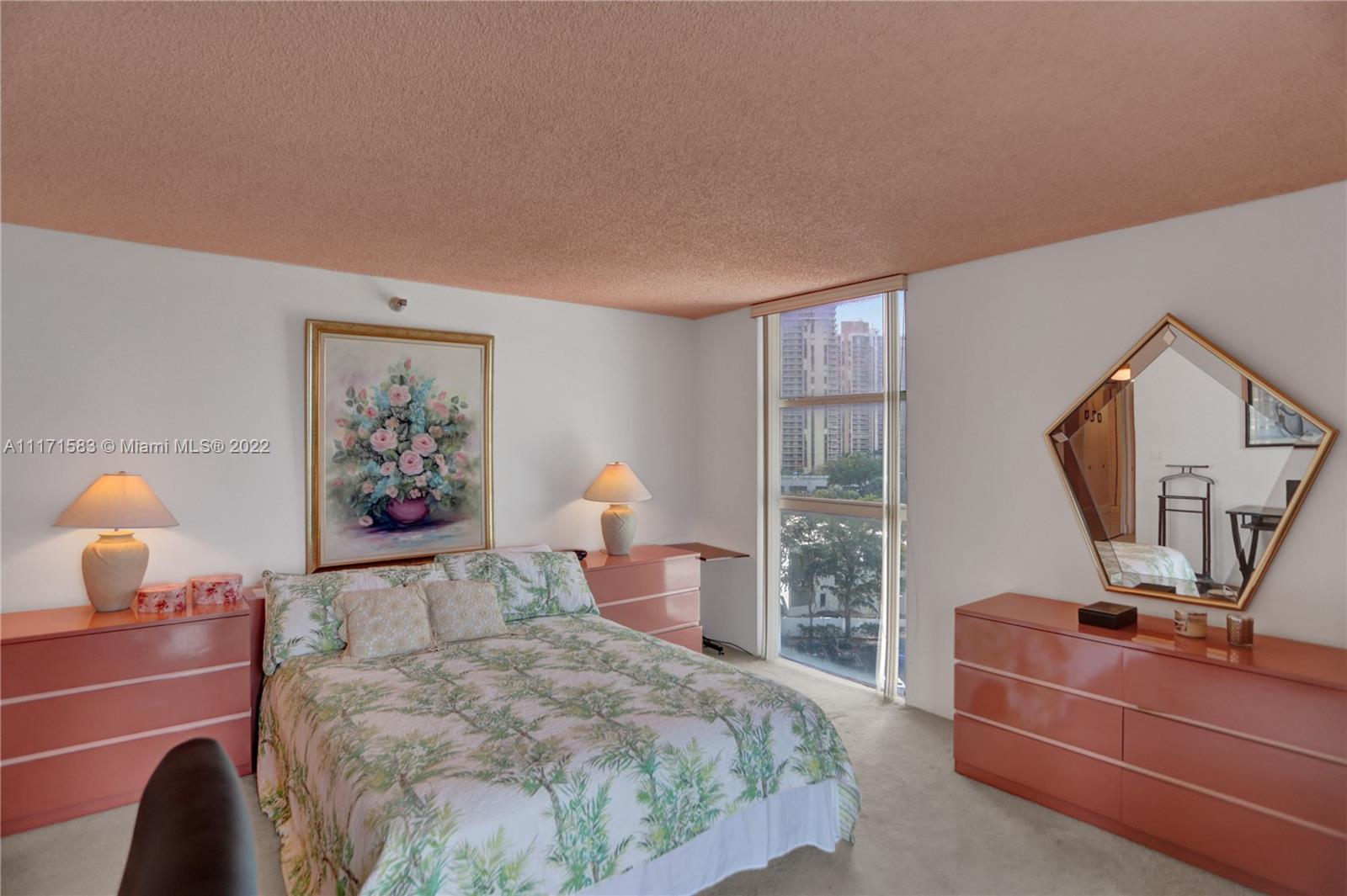 20515 E Country Club Dr Unit: 748
