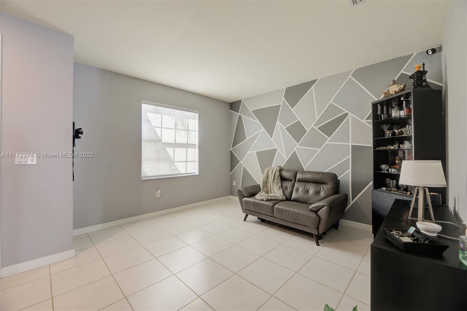 9409 W 32nd Ln Unit: 9409