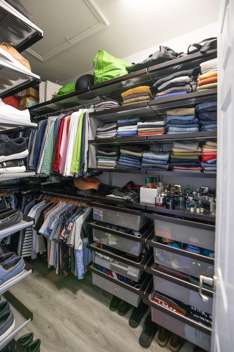 9409 W 32nd Ln Unit: 9409