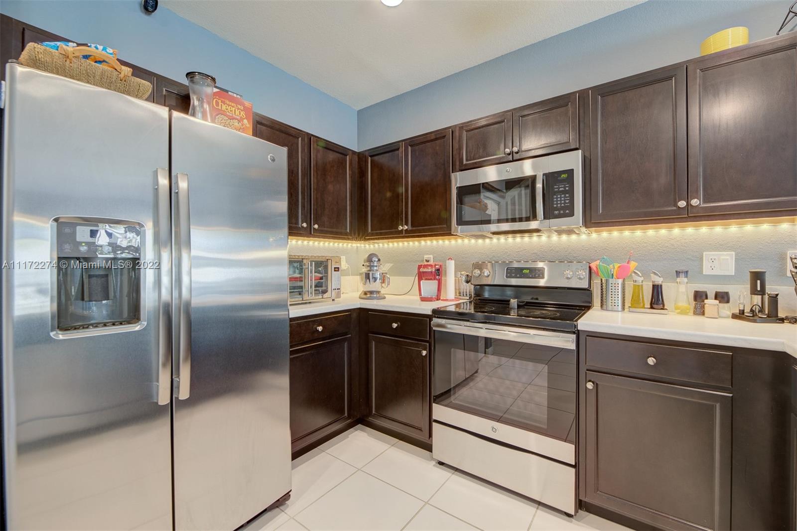 9409 W 32nd Ln Unit: 9409