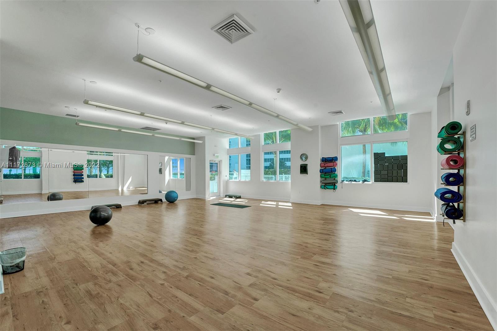 1900 N Bayshore Dr Unit: 508