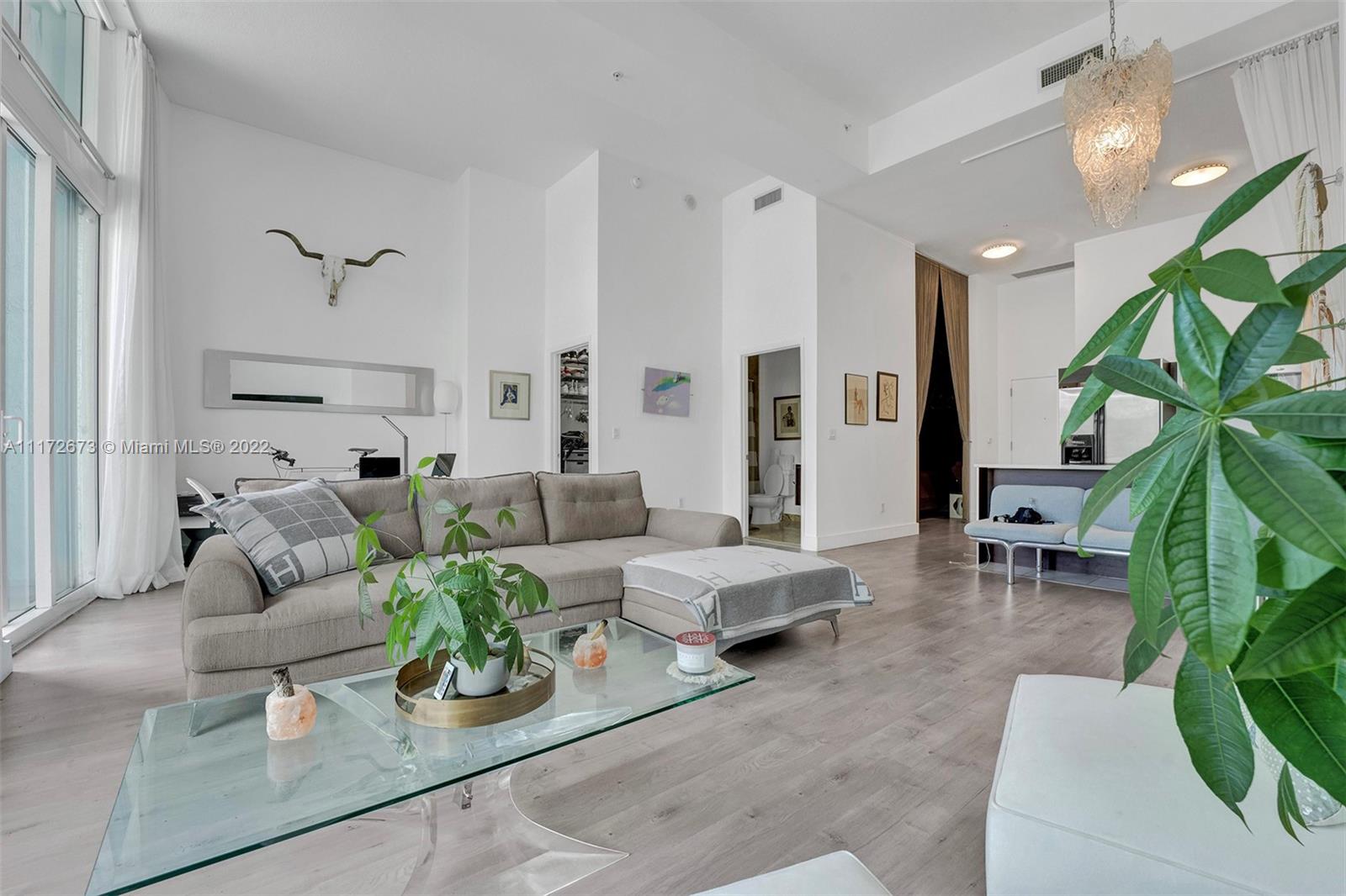 1900 N Bayshore Dr Unit: 508