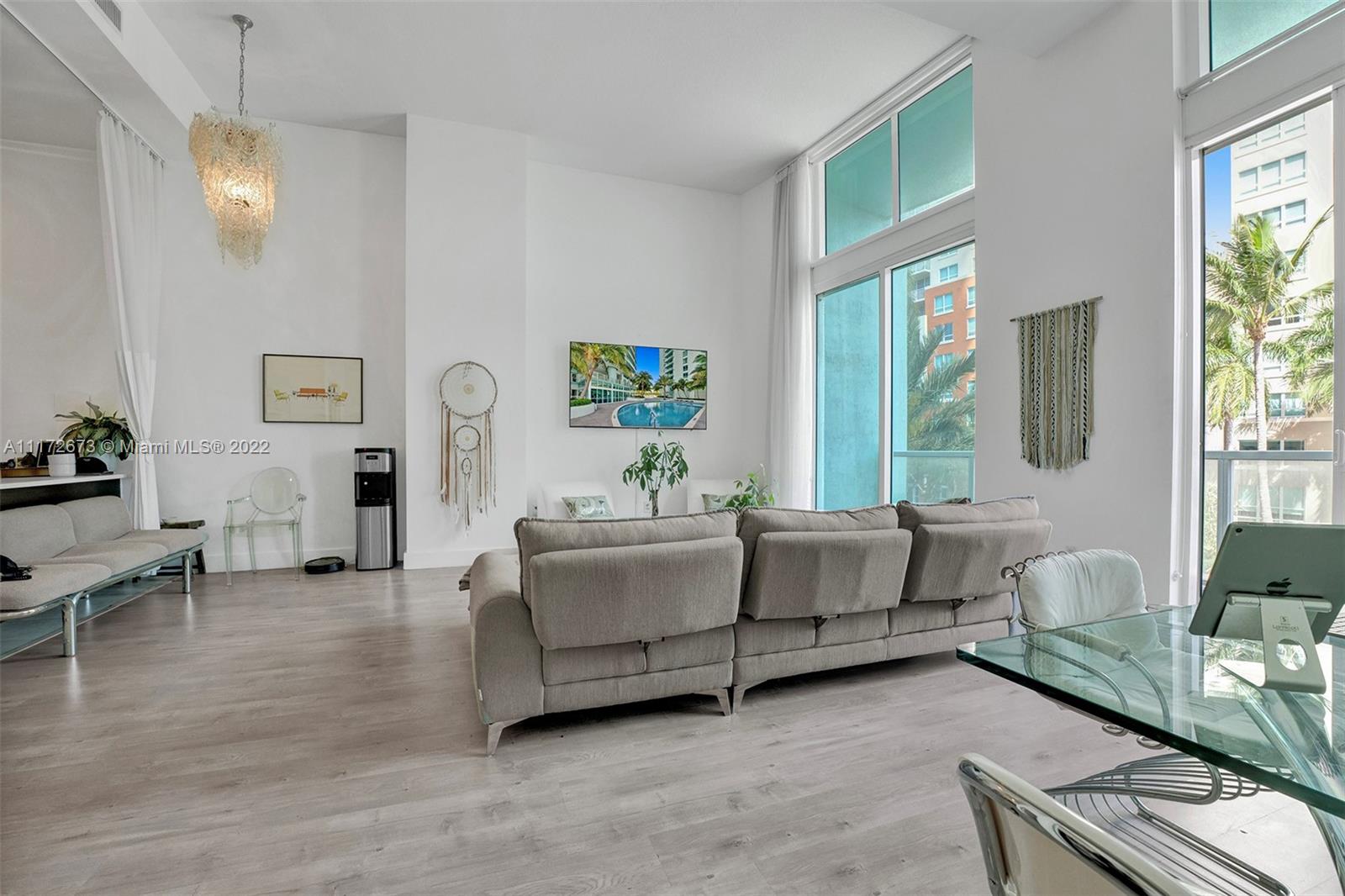 1900 N Bayshore Dr Unit: 508