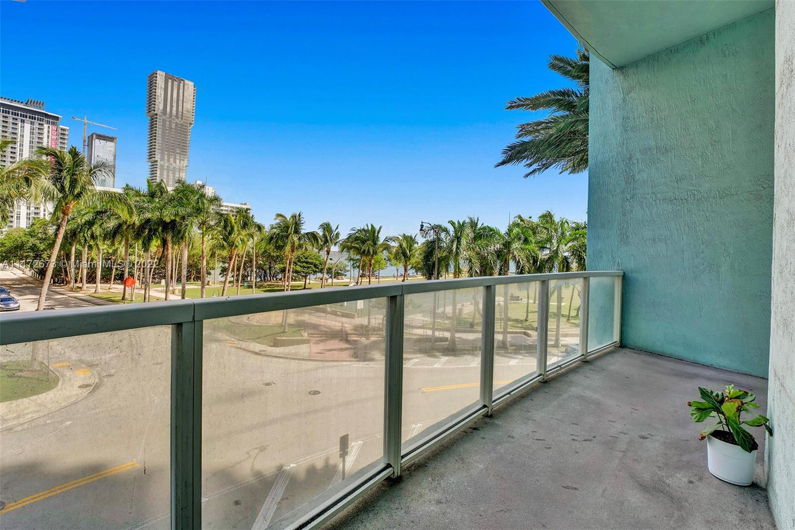 1900 N Bayshore Dr Unit: 508