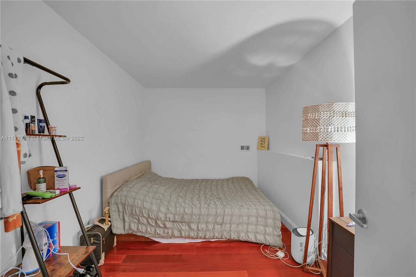 1020 Meridian Ave Unit: 706