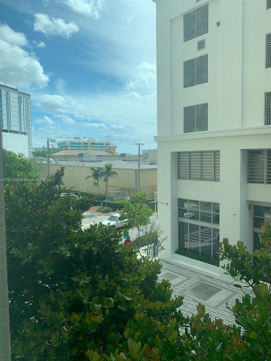 7350 SW 89th St Unit: 307S