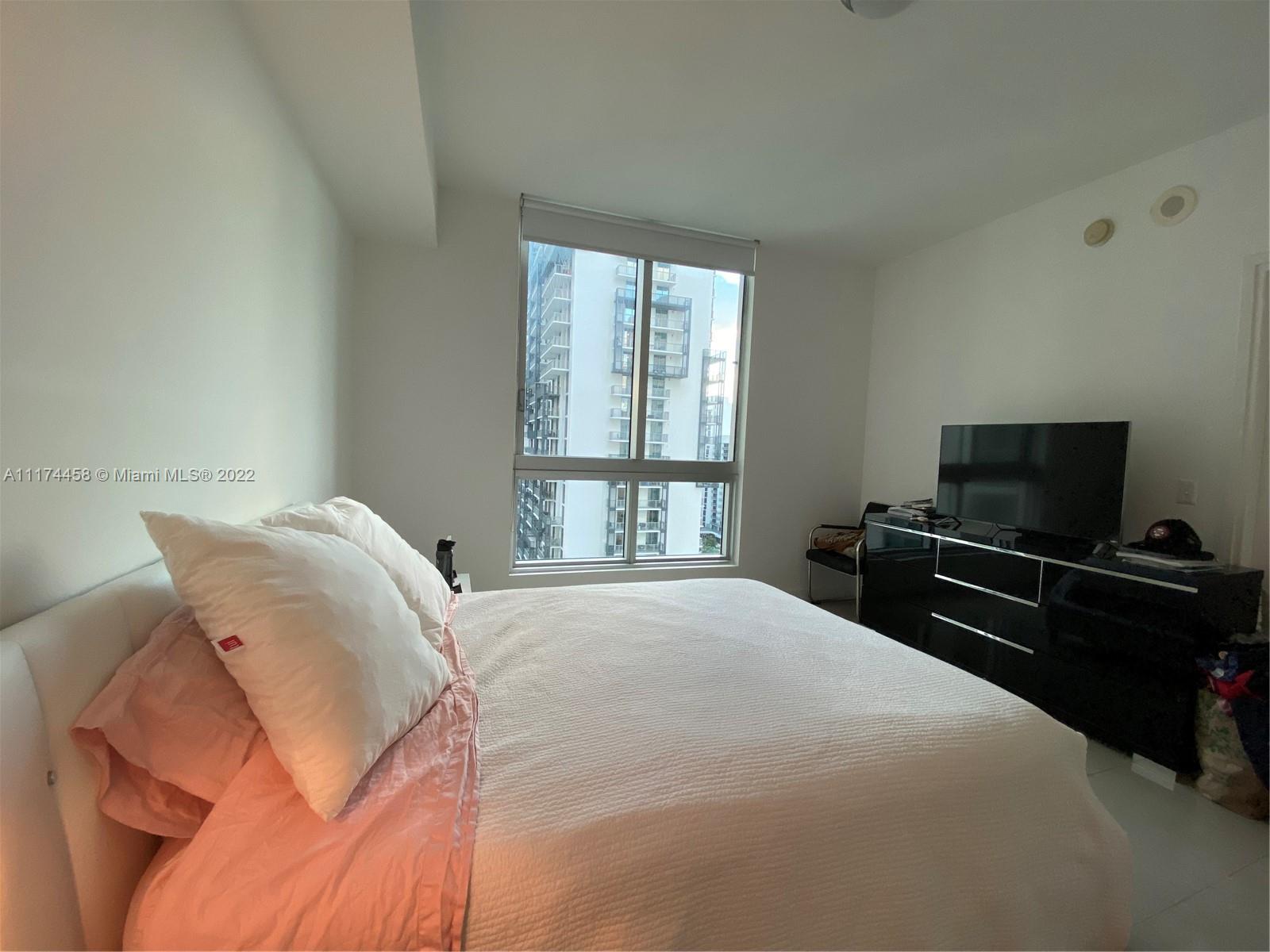 300 S Biscayne Blvd Unit: T-2609