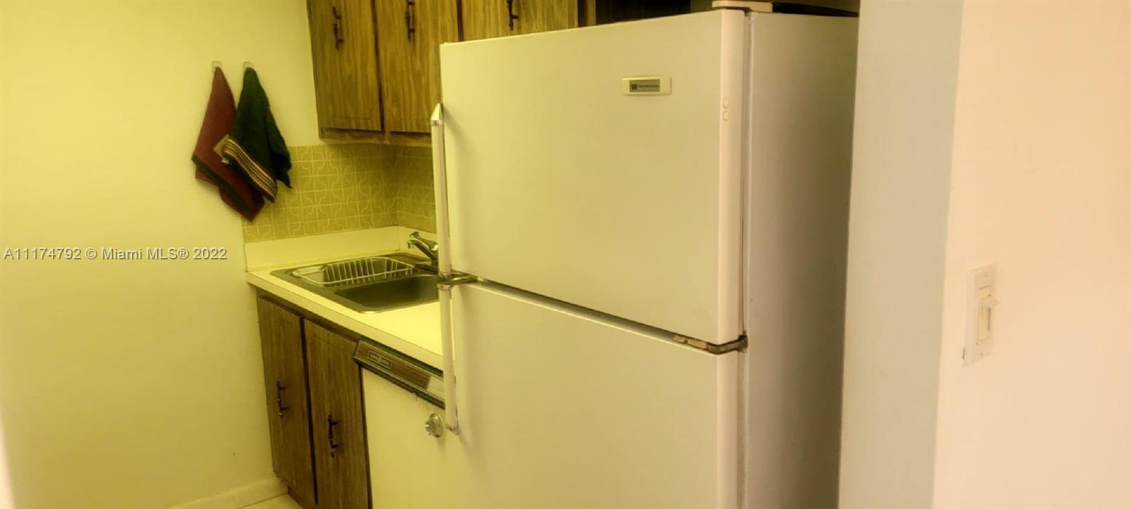 10661 SW 108th Ave Unit: 3I