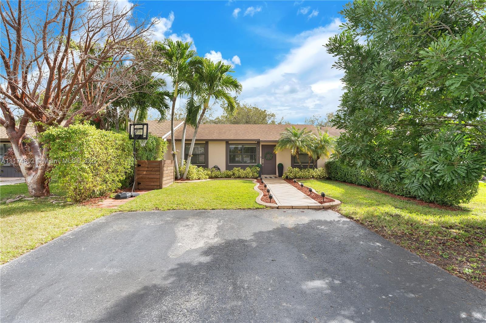 4809 SW 135th Ct Unit: 4809